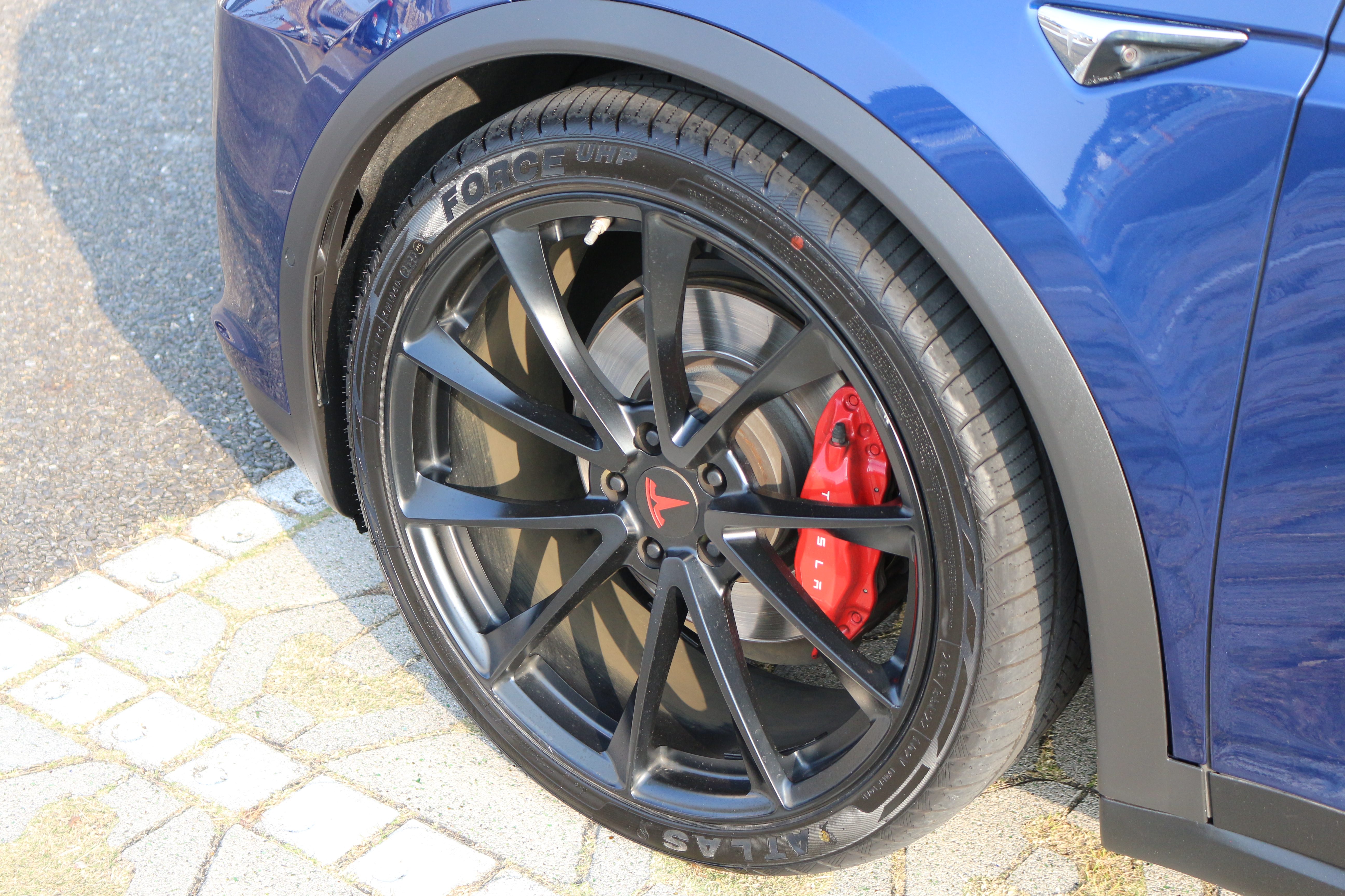 Tesla Model X Plaid P100D - 圖片 9